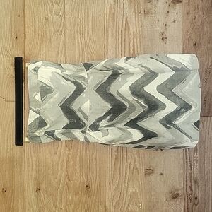 Banana Republic Gray and White Italian Linen Strapless Dress Size 2 and 6